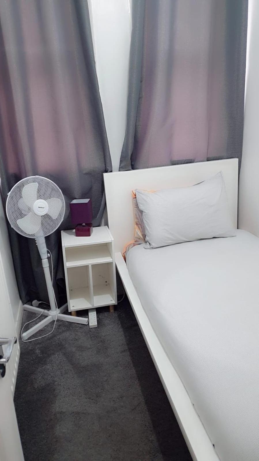 2 Bed 1St Floor Apartment-Own Entrance & Parking Portsmouth Zewnętrze zdjęcie